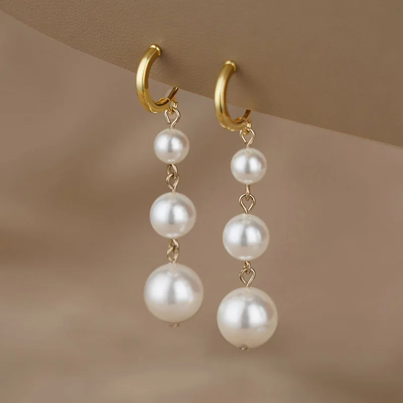 Classic Retro Pearl Long Earrings for Women White Red Imitation Pearl Round Korean Fashion Party Wedding Temperament Jewelry