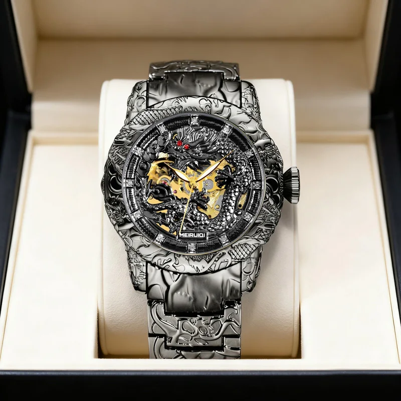 A Men's Black Fashion Style Creative Black Dragon Carved Fully Automatic Mechanical Watch