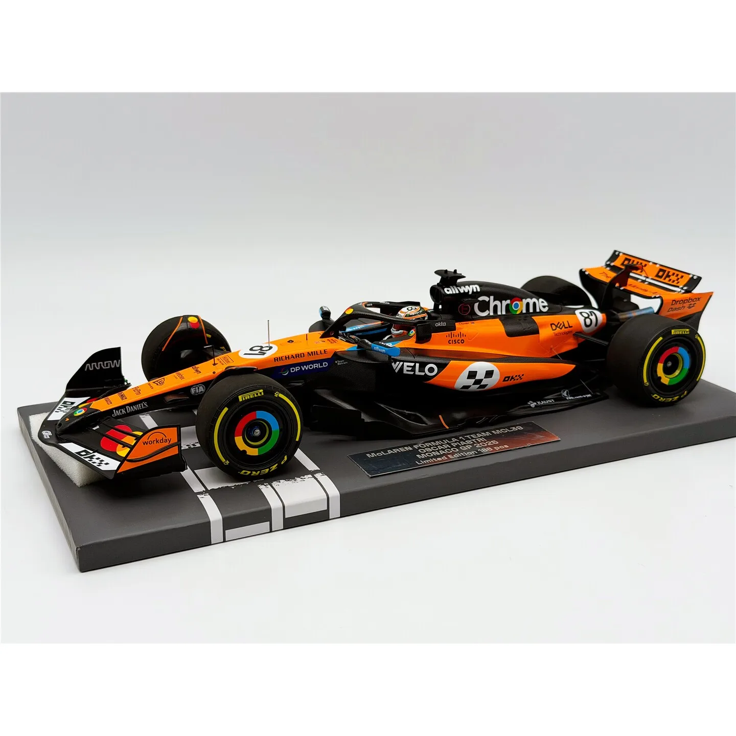 Minichamps 1:18 F1 MCL39 Piastri 2025 Monaco Simulation Limited Edition Resin Metal Static Car Model Toy Gift