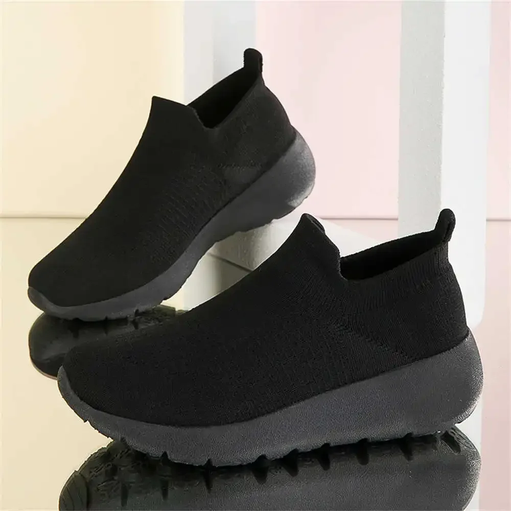 Without Strap Oversize Sneakers For Men Black Casual Silver Loafers Mens Designer Shoes Luxury Sports Factory Casuall