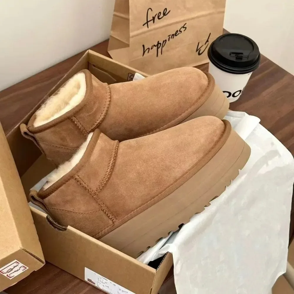 2025 New Winter Fur Warm Ankle Snow Boots Women's Casual Real Designer Natural Short Plush Wool Suede Women's Shoes