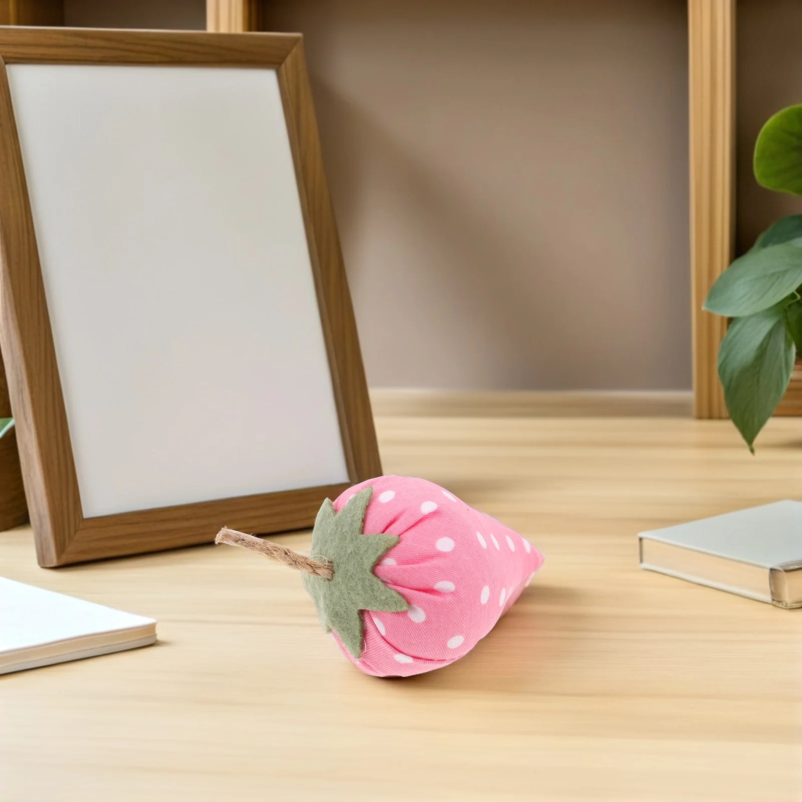 

6Pcs Faux Fabric Strawberries Realistic Artificial Strawberry Decor Spring Farmhouse Shower Wedding Party Ornaments Home