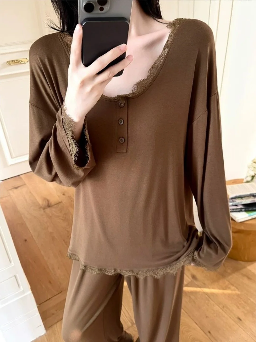 plus Size Women's Casual Long Sleeve V-Neck Sleepwear Set Lace Trimmed Loose Fit Straight Leg Pants Comfortable Soft Material