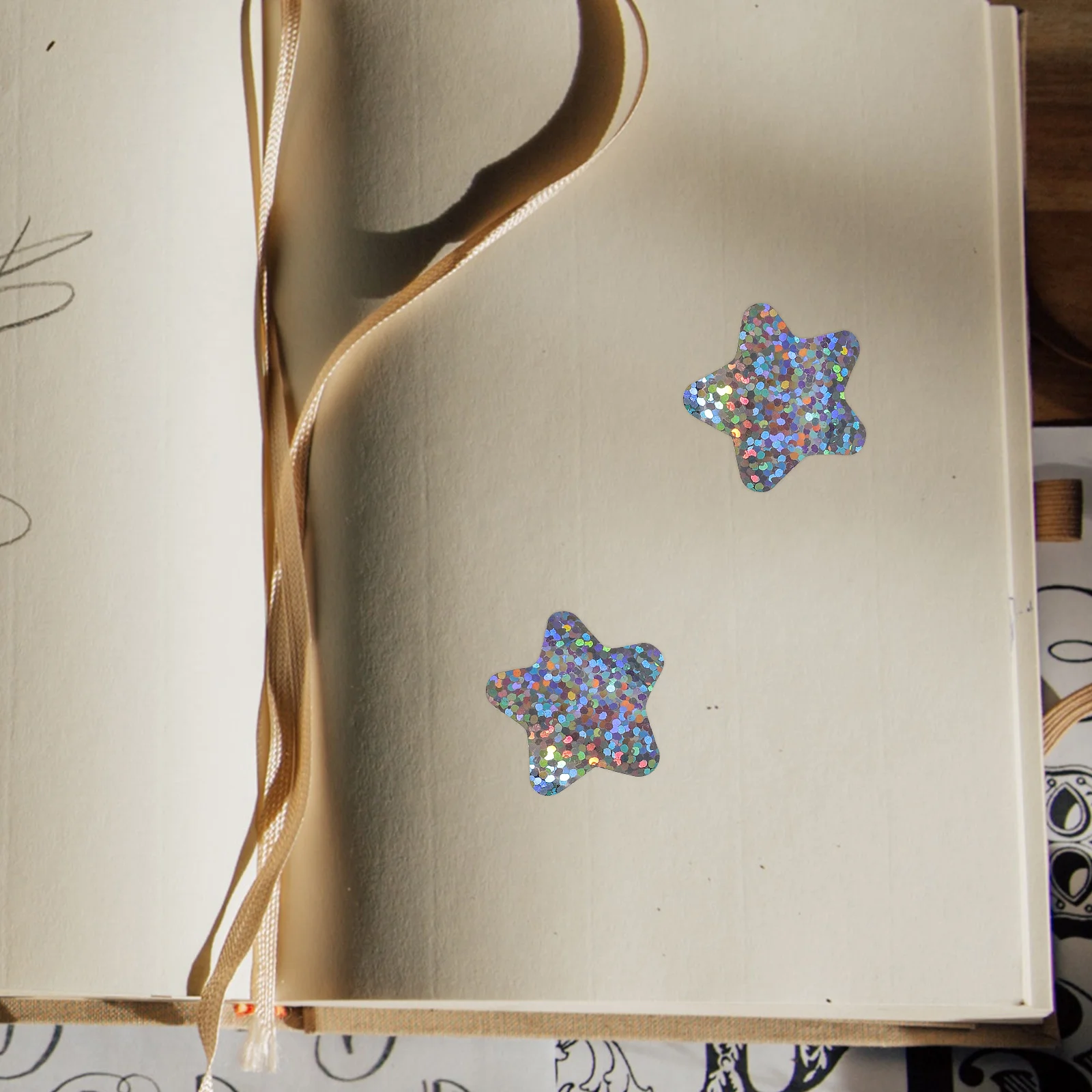 ملصقات نجوم ذاتية اللصق للاستخدام المنزلي، ملصقات تصميم إبداعية ذات سطح أملس سهلة التقشير للأطفال