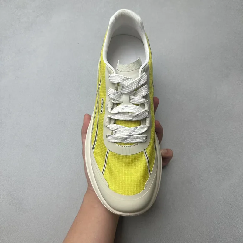 

Ultra-light and comfortable non-slip running shoes Non-slip wear-resistant training shoes Lightweight breathable sneakers