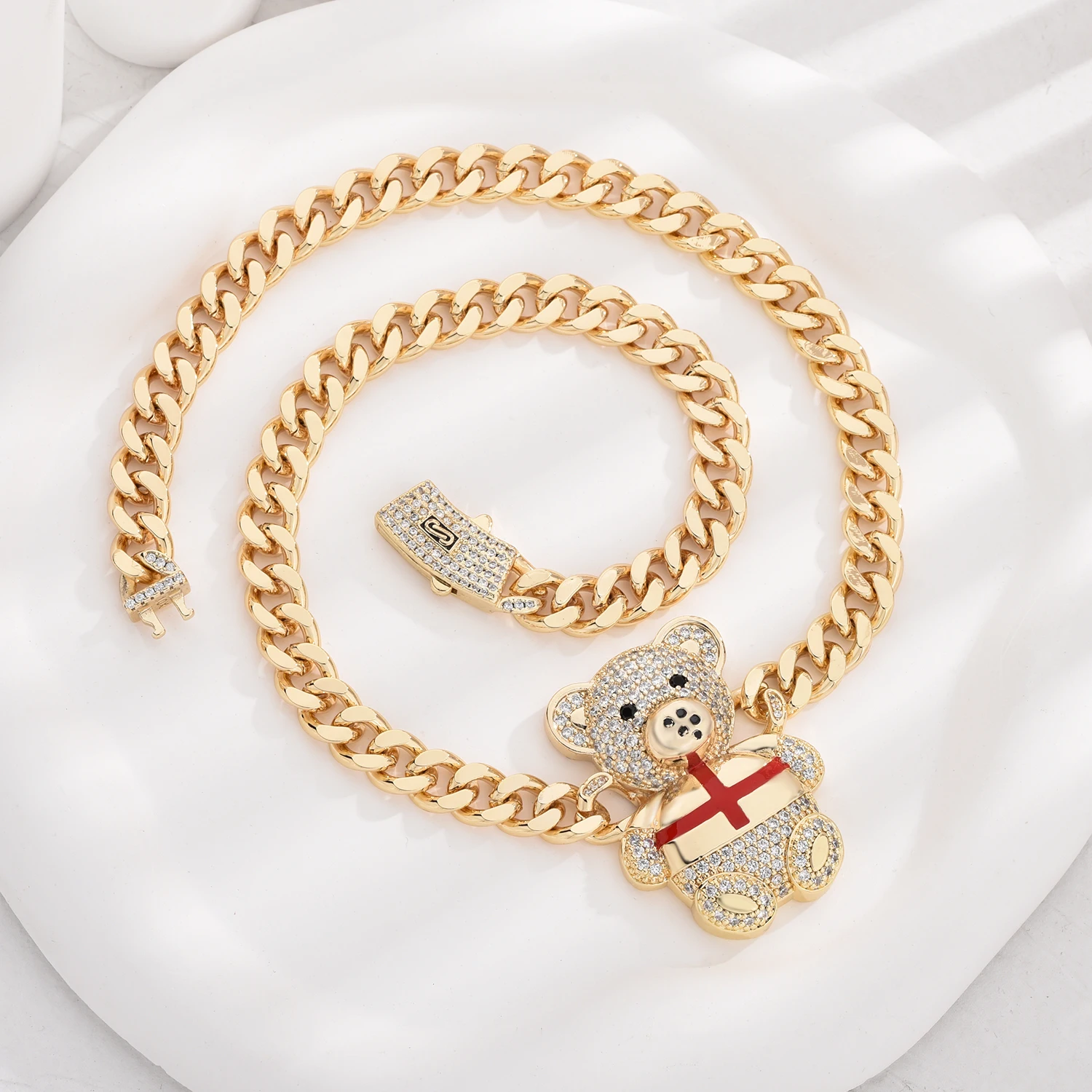 VCT New 14K Teddy Bear Pendant Swiss Flag Crystal Stone Copper Material 14k Gold Wholesale Price Jewelry