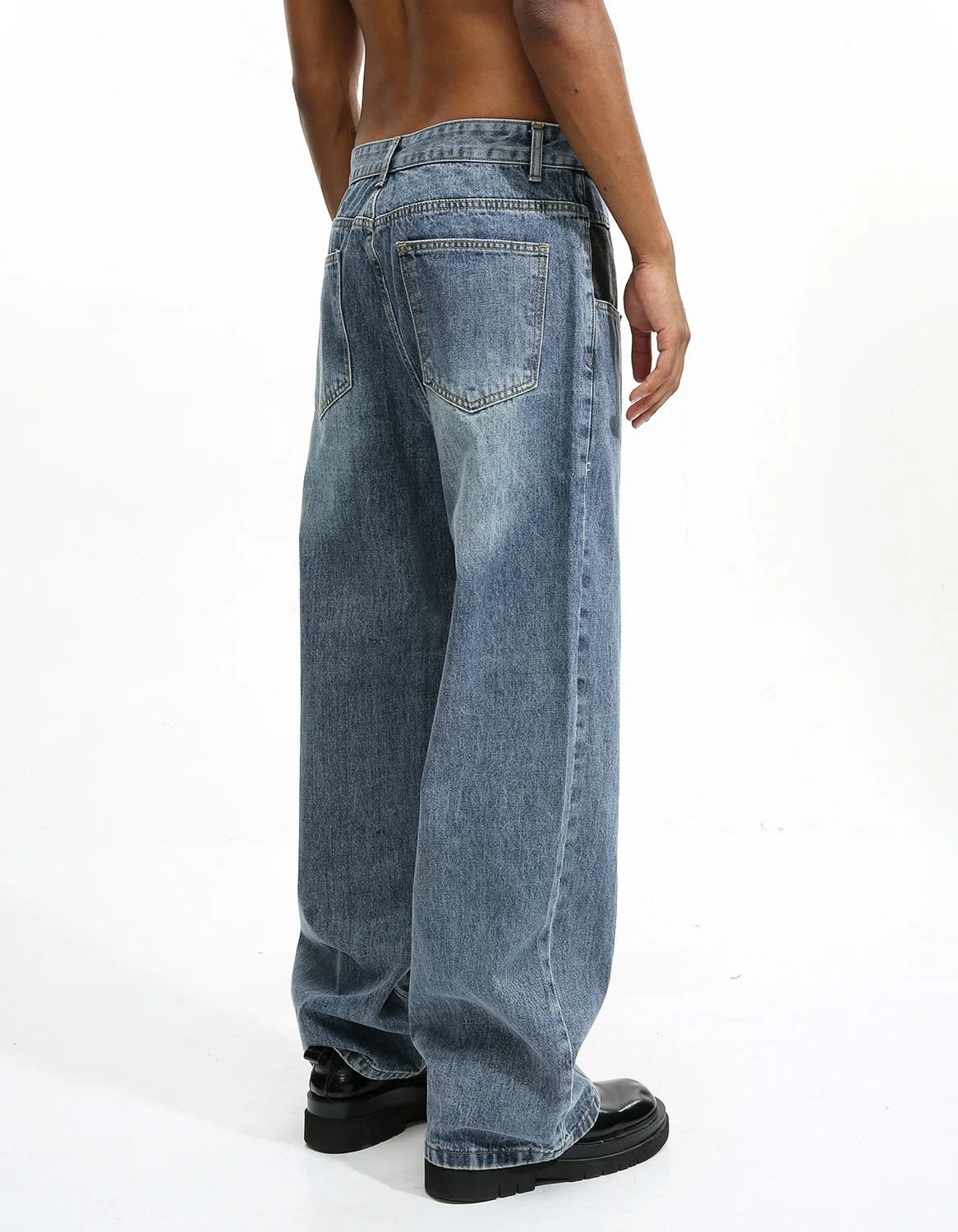 2023 Four Seasons New Retro Hong Kong Style Distressed Loose Wide-Leg Floor-Mopping Jeans