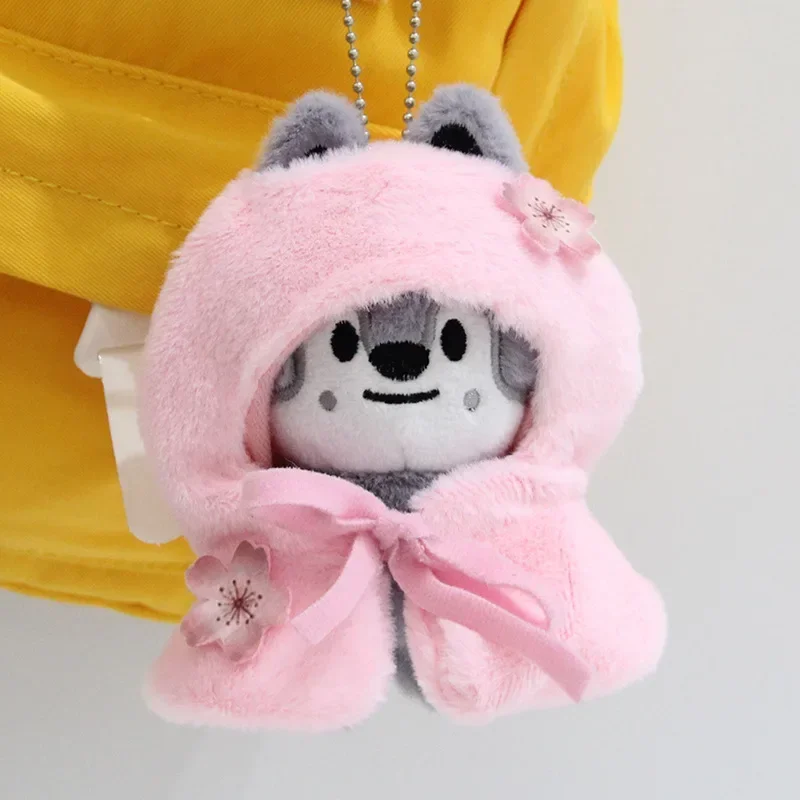 Neues Skzoo Niedliches Spielzeugset im Sakura-Thema mit Umhang, Schal, Verkleidungsfigur, Tasche, Schlüsselanhänger, Dekorativer Kawaii Plüschpuppen-Zubehör-Geschenk – Detail 20