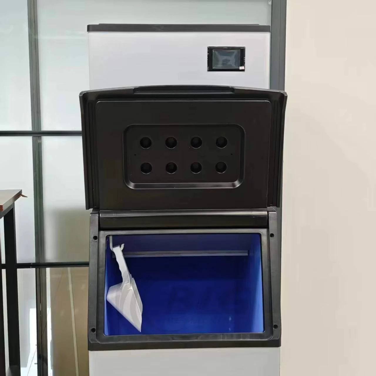 Commercial 200kg African Warehouse Ice Cube Making Machine Produces Transparent Ice Block for Restaurant Business