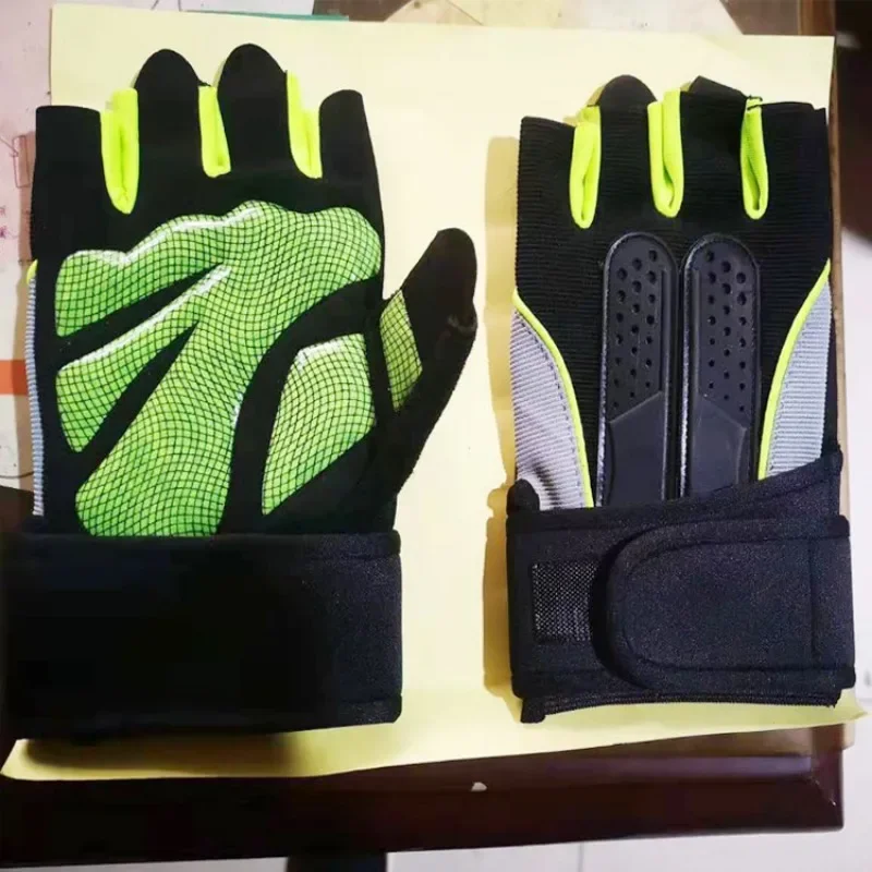 في الهواء الطلق كمال الاجسام الرياضة رياضة قفازات المعصم التفاف الوزن اللياقة البدنية الرجال قفازات نصف اصبع تنفس المضادة للانزلاق دعم قفازات نسائية