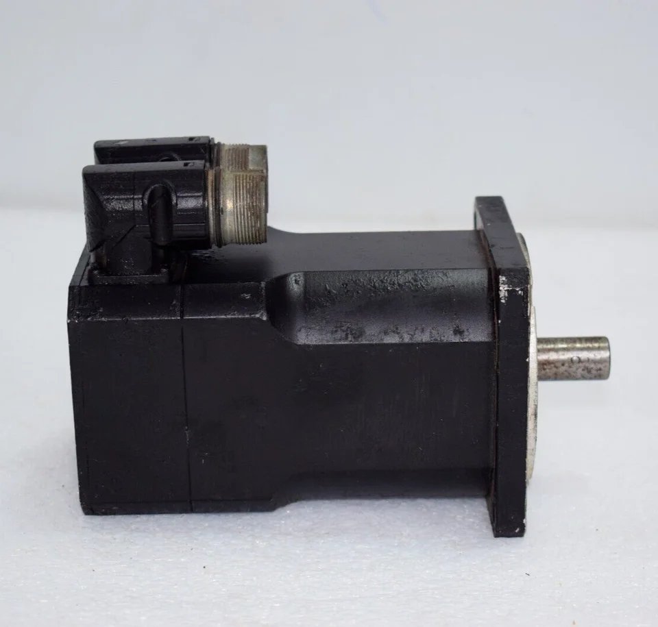 Plc 8MSA3MR0-31 REVD0 SERVO MOTOR