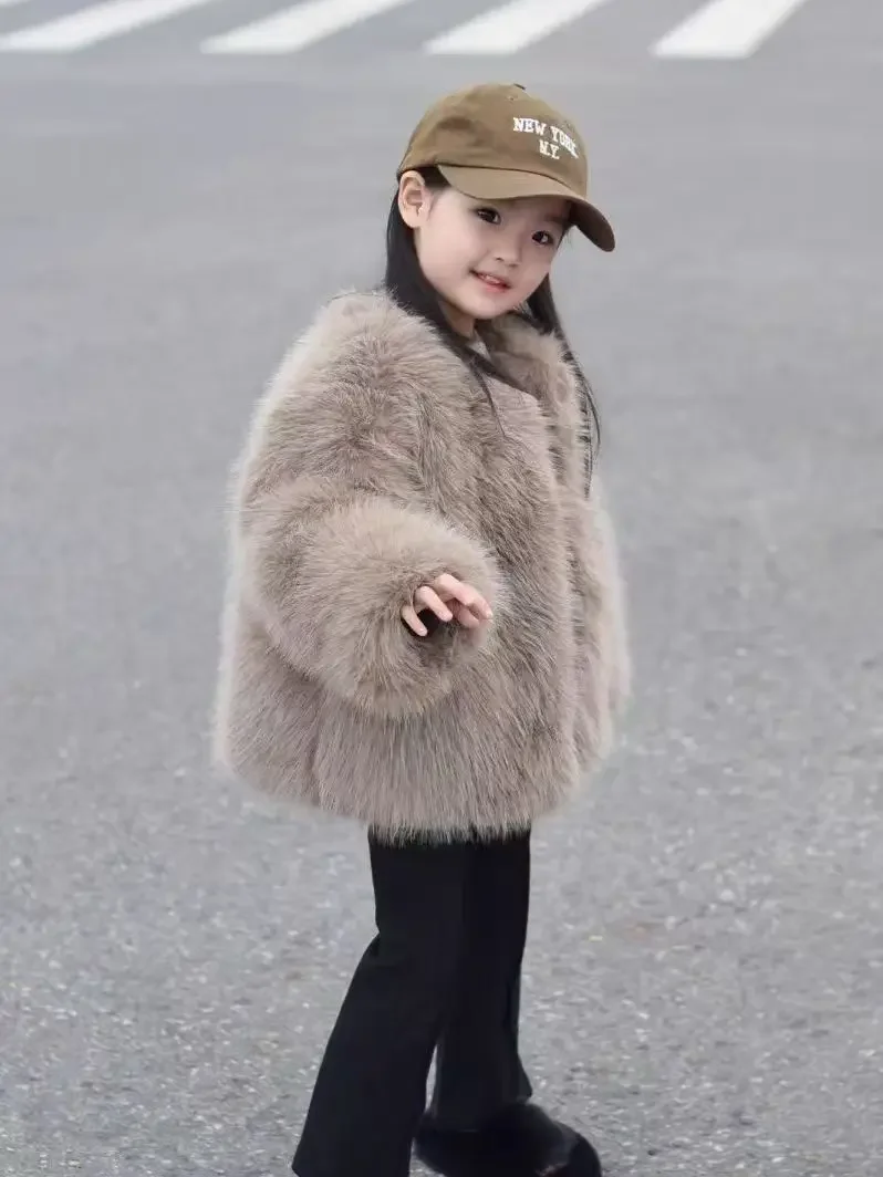 

Children's New Imitation Fox Fur Coat Autumn and Winter Korean Version of Girls' Foreign Style Thickened Fashion Fur Coat