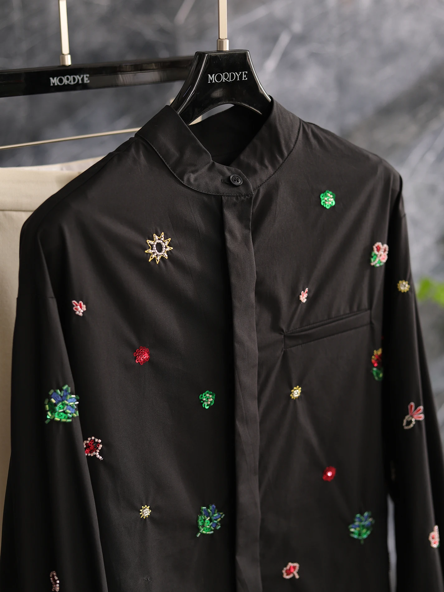 

Новая женская блузка в китайском стиле с бриллиантовой отделкой, длинными рукавами, воротником-стойкой и застежкой на пуговицах