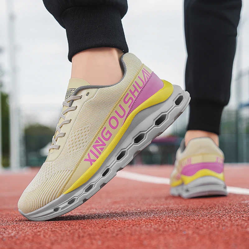 

Spring New Shock-absorbing Stable Mens Womens Sports Shoes Lightweight Racing Soft Running Shoes Commuting Daily Walking Shoes