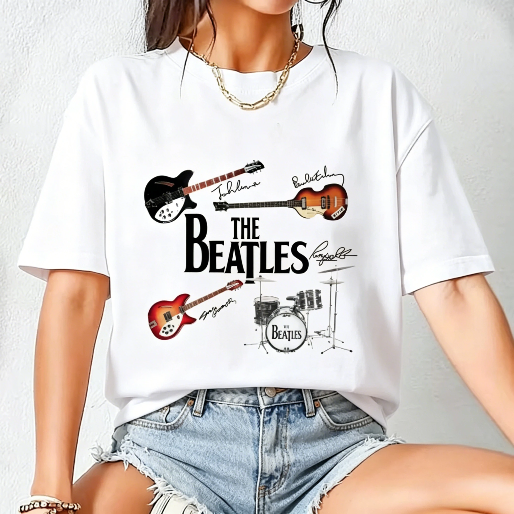 Beatles Instrument Logo and Signature T-shirt Beatles 90s Retro Rock T-shirt Couple's Pure Cotton Streetwear Shirt