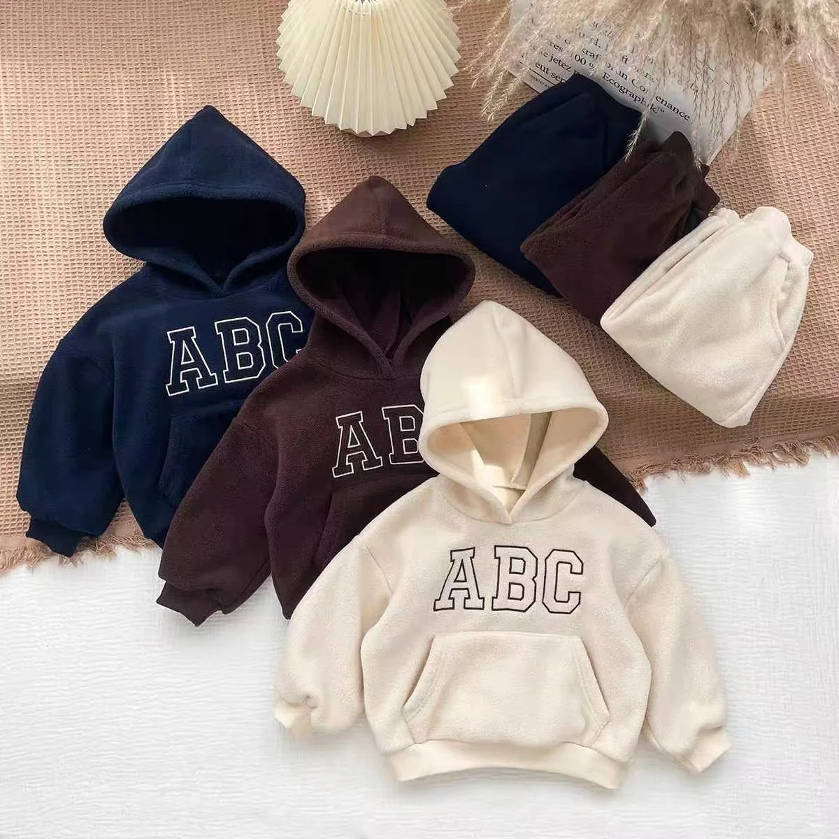 2026 New Winter Kids Clothing set Fur Lining Boys Hoodie Set Hooded Sweasthirt And Pants 2Pcs Track Suit