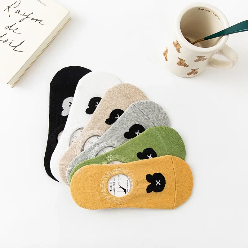 

New Invisible Women's Socks, Anti-skid Socks, Ankle Cotton, Breathable Hipster Vintage Socks Women Funny Bear invisible socks