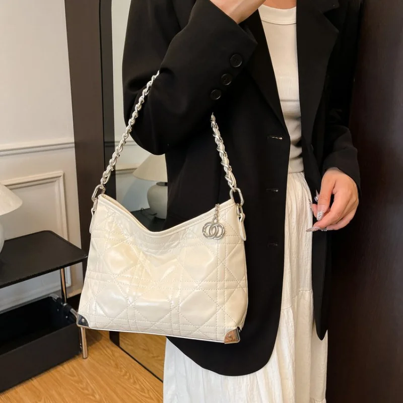 

Элегантная женская сумка через плечо Премиум-кожаный материал Элитный бренд Издание Известный дизайнер Вдохновение Универсальный