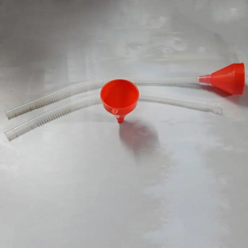 U75E Quick Fill Funnel No-mess Splash Refueling Funnel (Red) 24 in Flexible Tube