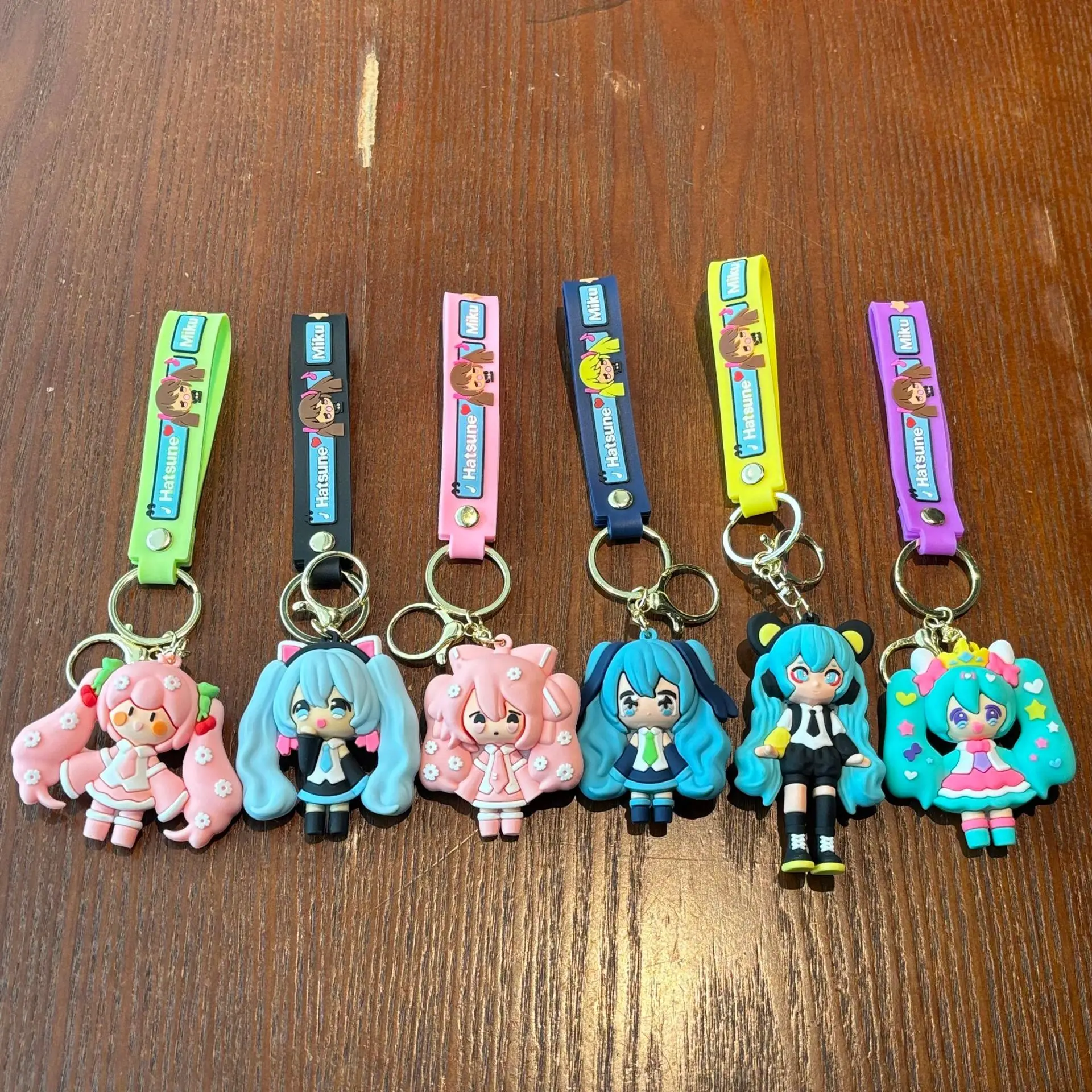 chaveiro-pingente-fofo-hatsune-miku-figura-de-desenho-animado-chaveiro-de-carro-presente-para-mochila-de-estudante-acessorios-de-anime-vocaloid-por-atacado