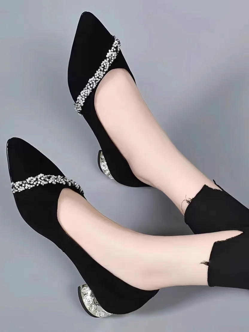 

Матовый Fini Crystal Embellied на низком каблуке Work oes женский весенне-летний модный повседневный слипоны с острым носком