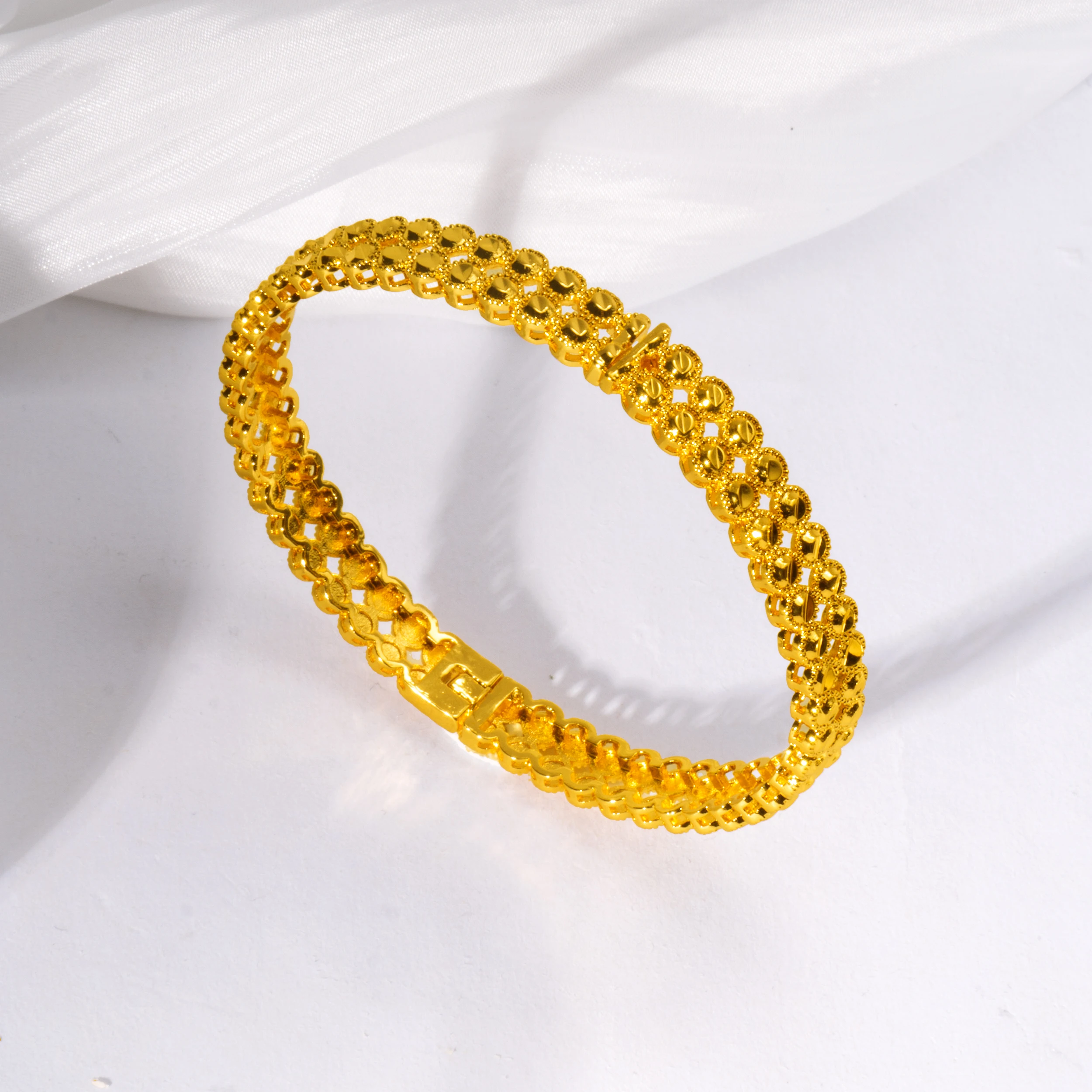 Luxury Dubai Gold Color Bangles For Women 24K Gold Plated Three-dimensional carving Bracelets Charm Wedding Hand Jewelry