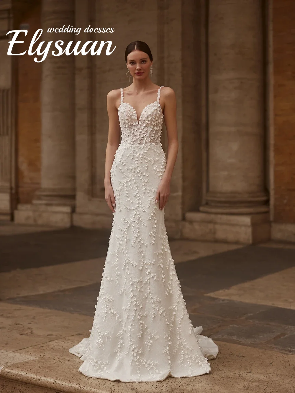 Robe de mariée personnalisée en dentelle perlée, élégante, avec des Appliques, col en v, bretelles Spaghetti, avec traîne détachable