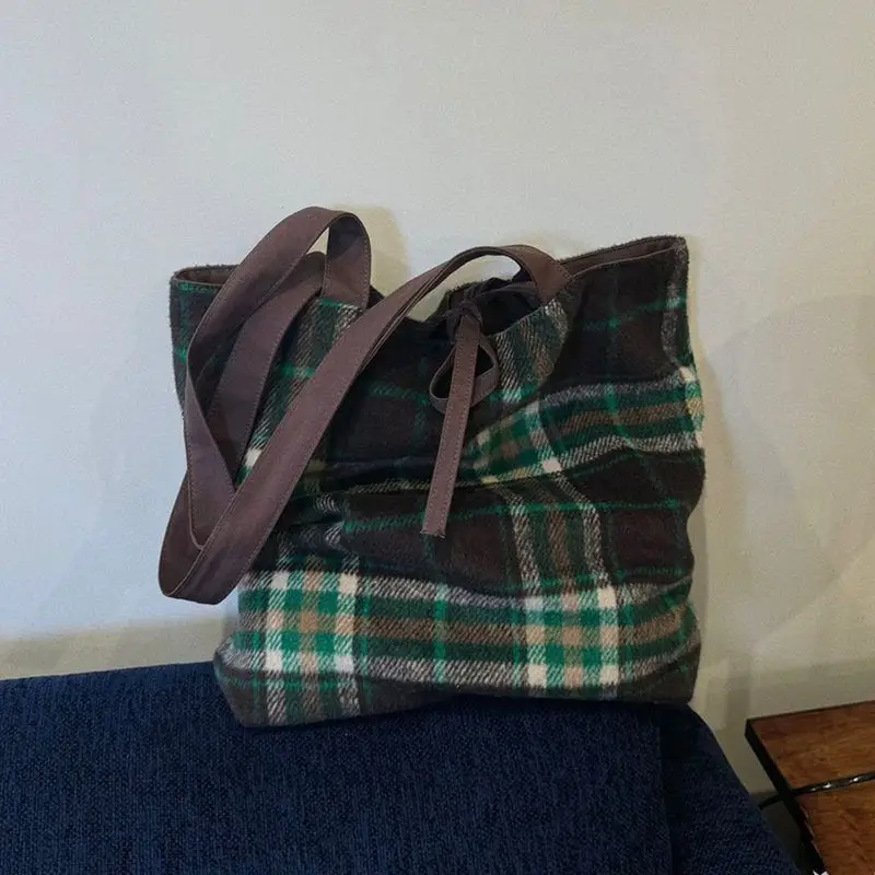 

Autumn Winter Plaid Canvas een Women's Tote Bag Korean Sle Large Capaci Single oulder Bag Woolen Double-Sided Wear