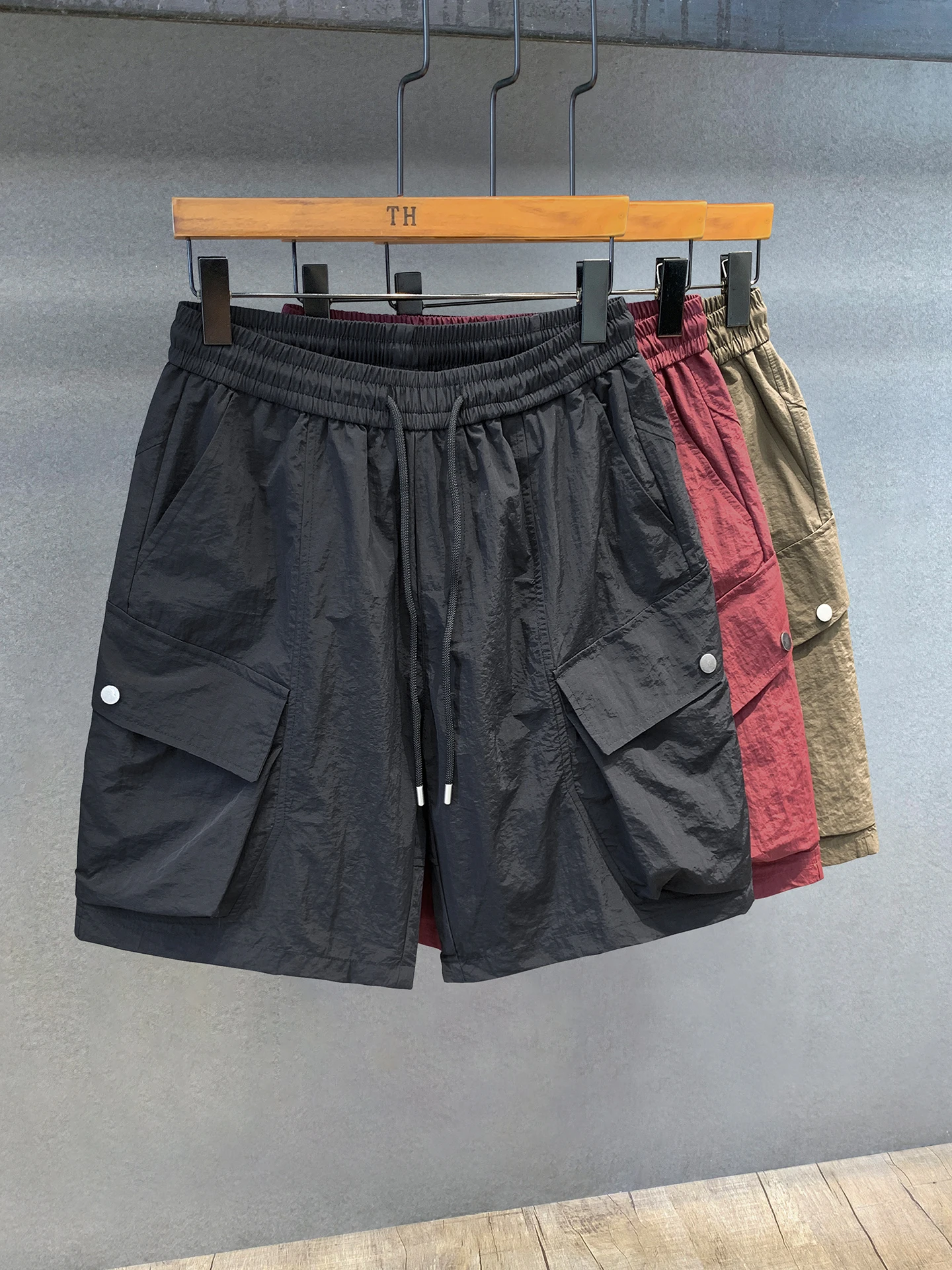 

Уличная рабочая одежда из ледяного шелка Qui Dry, мужские легкие повседневные свободные брюки пять четвертей, молодежные энергетические брюки