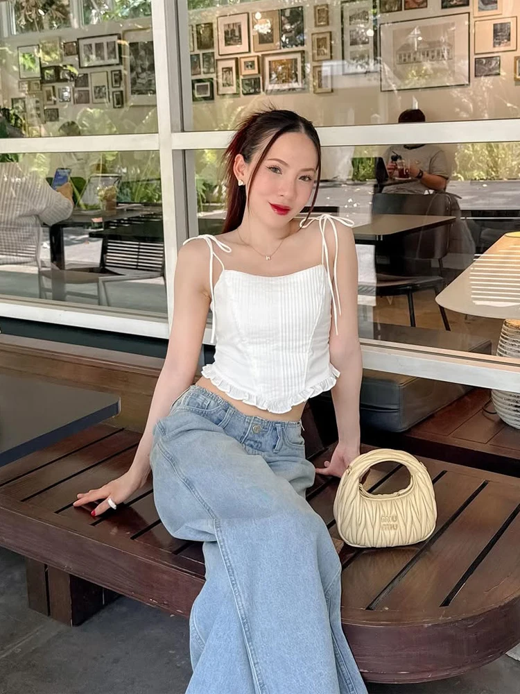 

Women’s White Tie Strap Cami Vest Chic Square Neck Sleeveless Ruffle Hem Cropped Tops Summer New Y2k Casual Party Outfits 2026