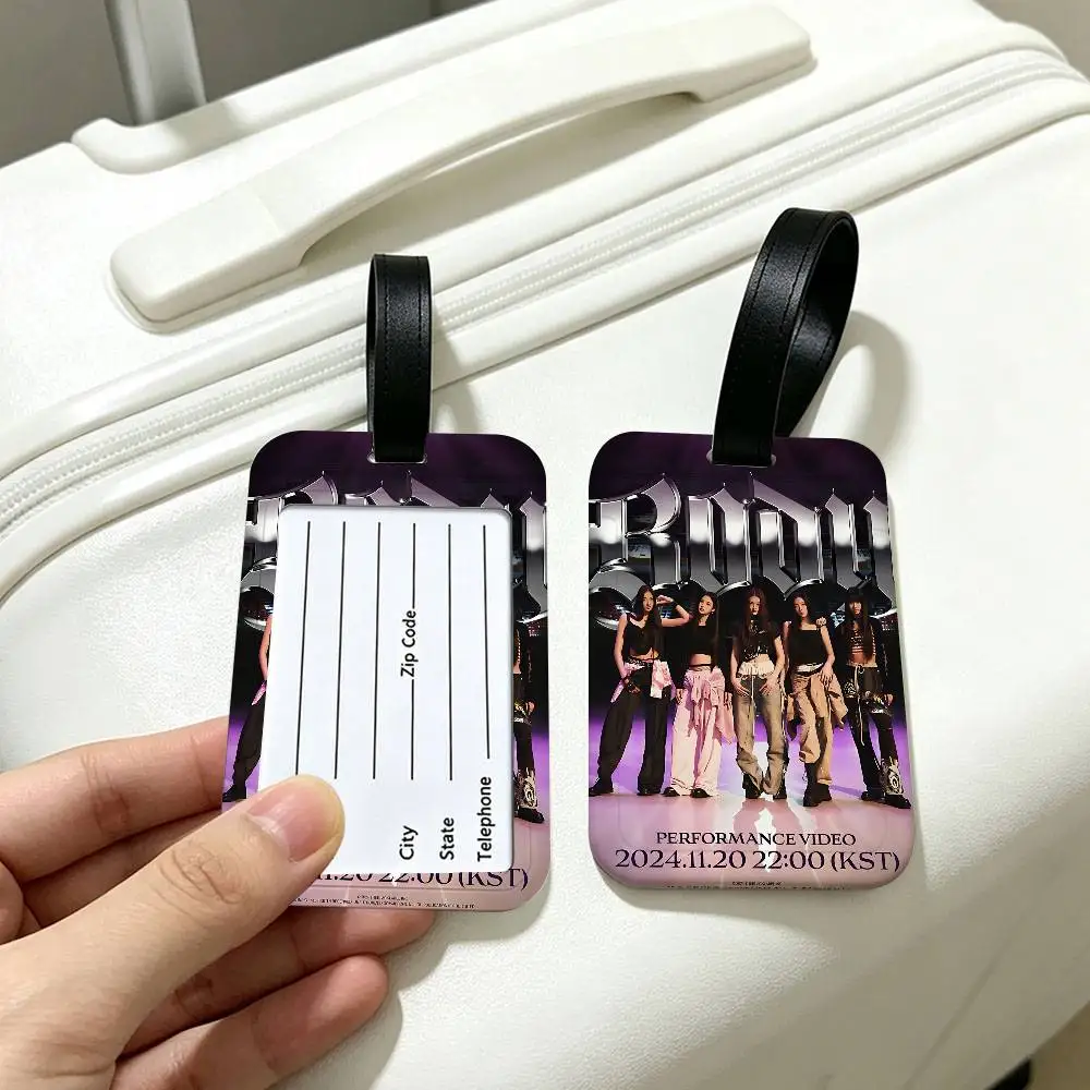 Korean girl group M-MEOVV-V singer PVC Baggage Identification Tag Anti lost Information Card Holder Travel Suitcase Name Tag