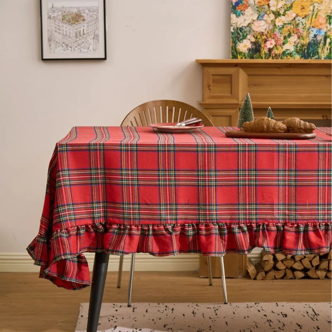 Ruffled Tablecloth Red Green Checkered Plaid Rectangle Decorative Table Cover for Xmas Winter Home Kitchen Holiday Party Decor