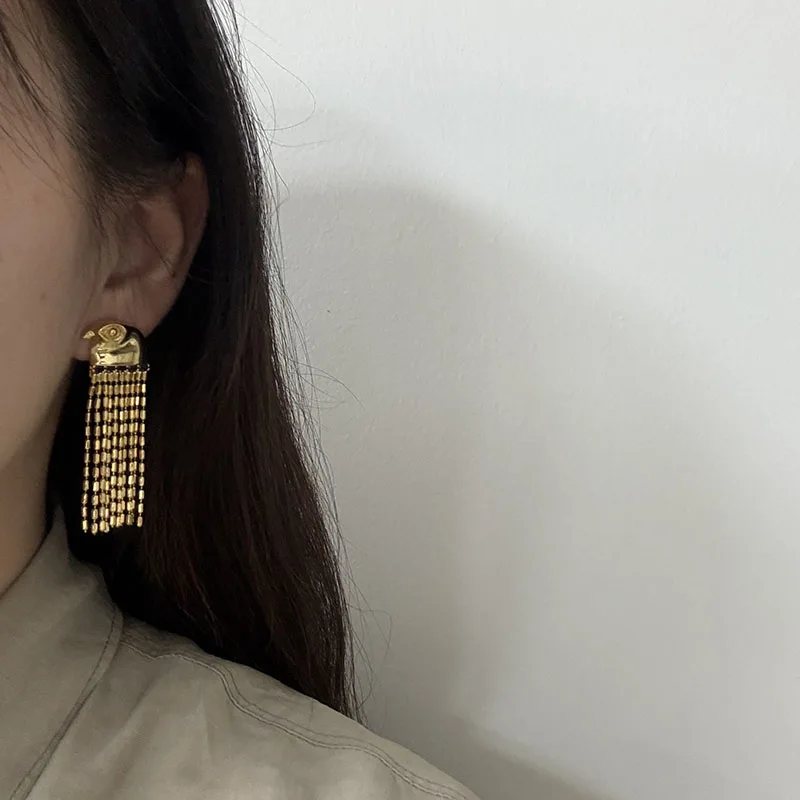 Egyptian sun god eagle chain tassel earrings for women animal statement earrings vintage elegant jewelry new in 2025