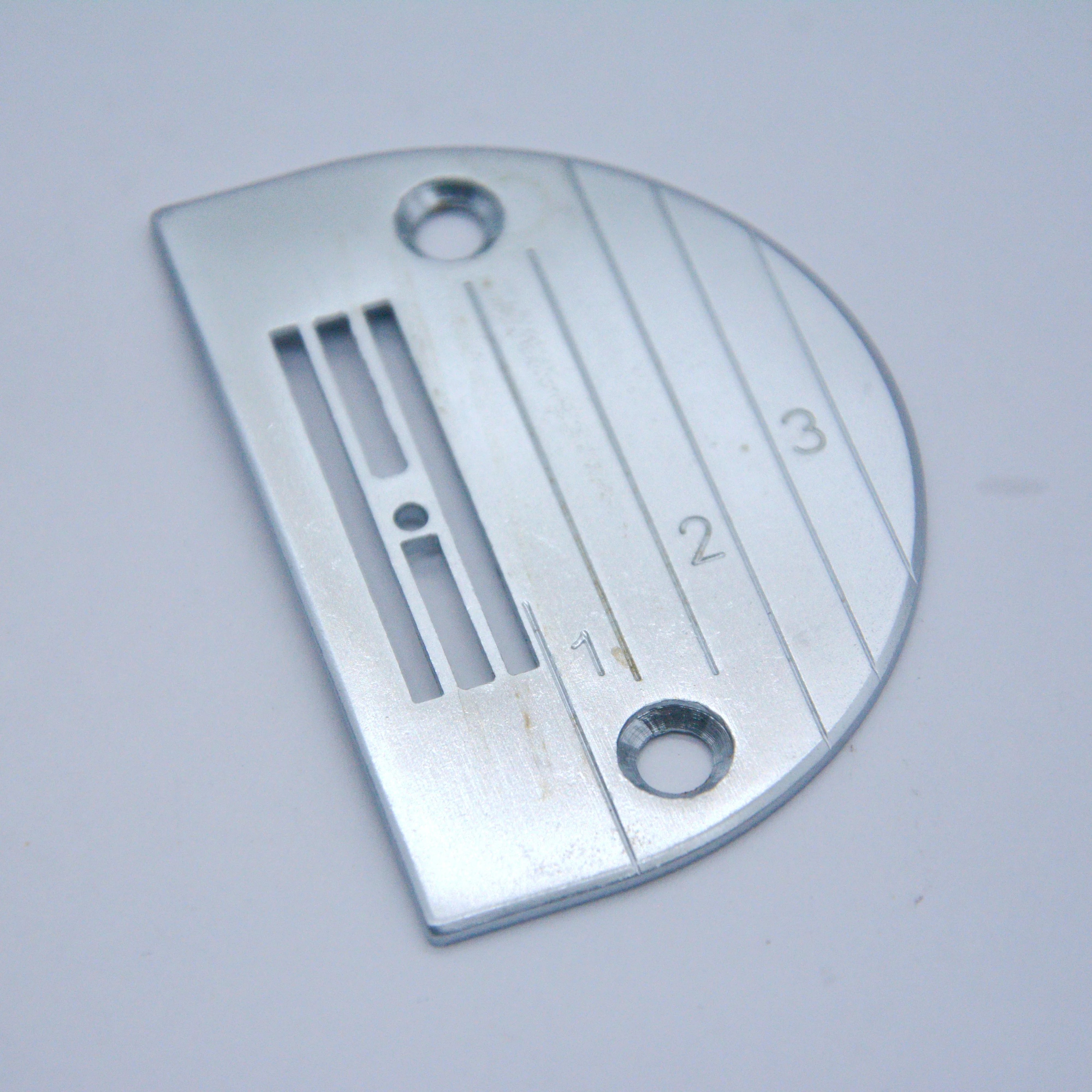 SEWING MACHINE SPARE PARTS & ACCESSORIES HIGH QUALITY SEWING NEEDLE PLATE B1109-012-IOB NEEDLE PLATE FOR JUKI