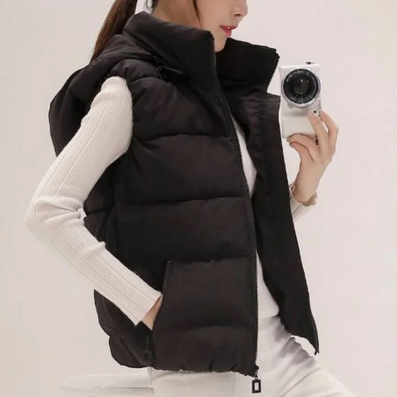Women's Short Padded Jacket 2026 Autumn Winter New Style Quilted Vest Warm Slimming Detachable Cap Polyester Fiber Zipper Clo...