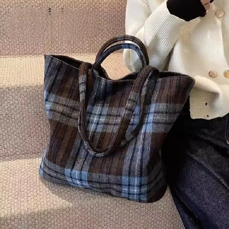 Retro woolen bag for women good-looking new fashion plaid tote bag for college students shoulder bag for class