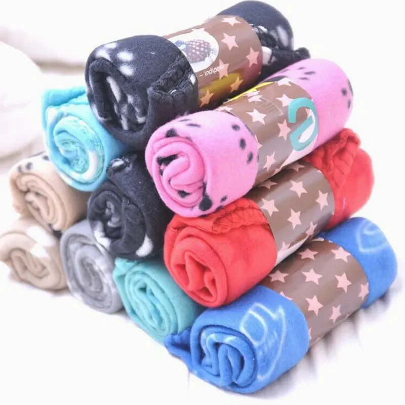 Pets Mat Fleece Paw Printing Warm Soft Dog Cat Bed Sofa Cover Blanket Puppy Sleeping Mattress Small and Medium Animals Supplies