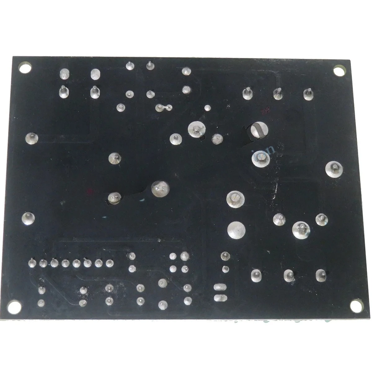 لوحة سماعات ثنائية القناة UPC1 - مراجعة Speaker Kit وسعره