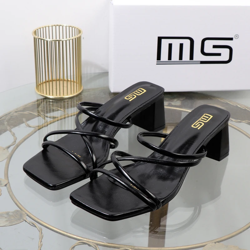 luxurious Women's slippers in the summer of 2023 simple thick heels high heels sandals soft soles versatile square slippers 5CM