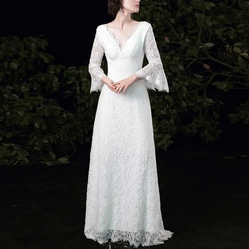 เซ็กซี่ลึก V คอชุดแต่งงานเปลือยคลาสสิก Elegant Lace ชุดเจ้าสาว Flare Sleeve ใหม่ Sukienka Na Wesele