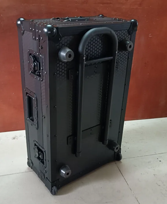 Flight Case for Yamaha DM3s Mixing Console 2 Wheels Aviation Chassis Suitcase Shockproof Thickening Performance Supporting Box