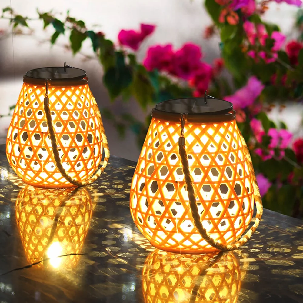 1 pc Outdoor solar lantern, imitation bamboo style lantern. Courtyards, villas, gardens decorated with lanterns.