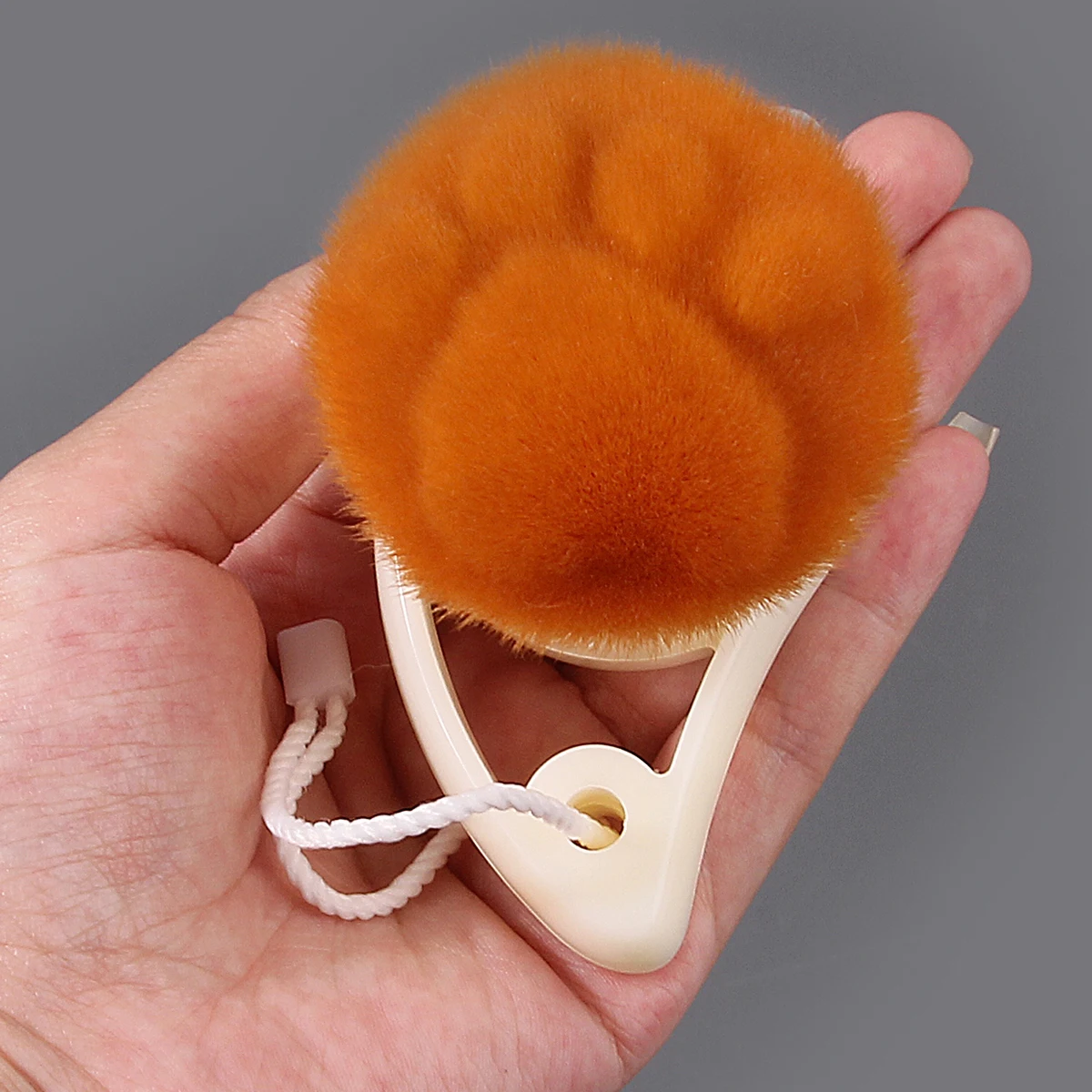 Nouveau produit: 1 pièces boîte transparente ensemble chat patte impression brosse de nettoyage des ongles douce, un outil à ongles portable de voyage multifonctionnel