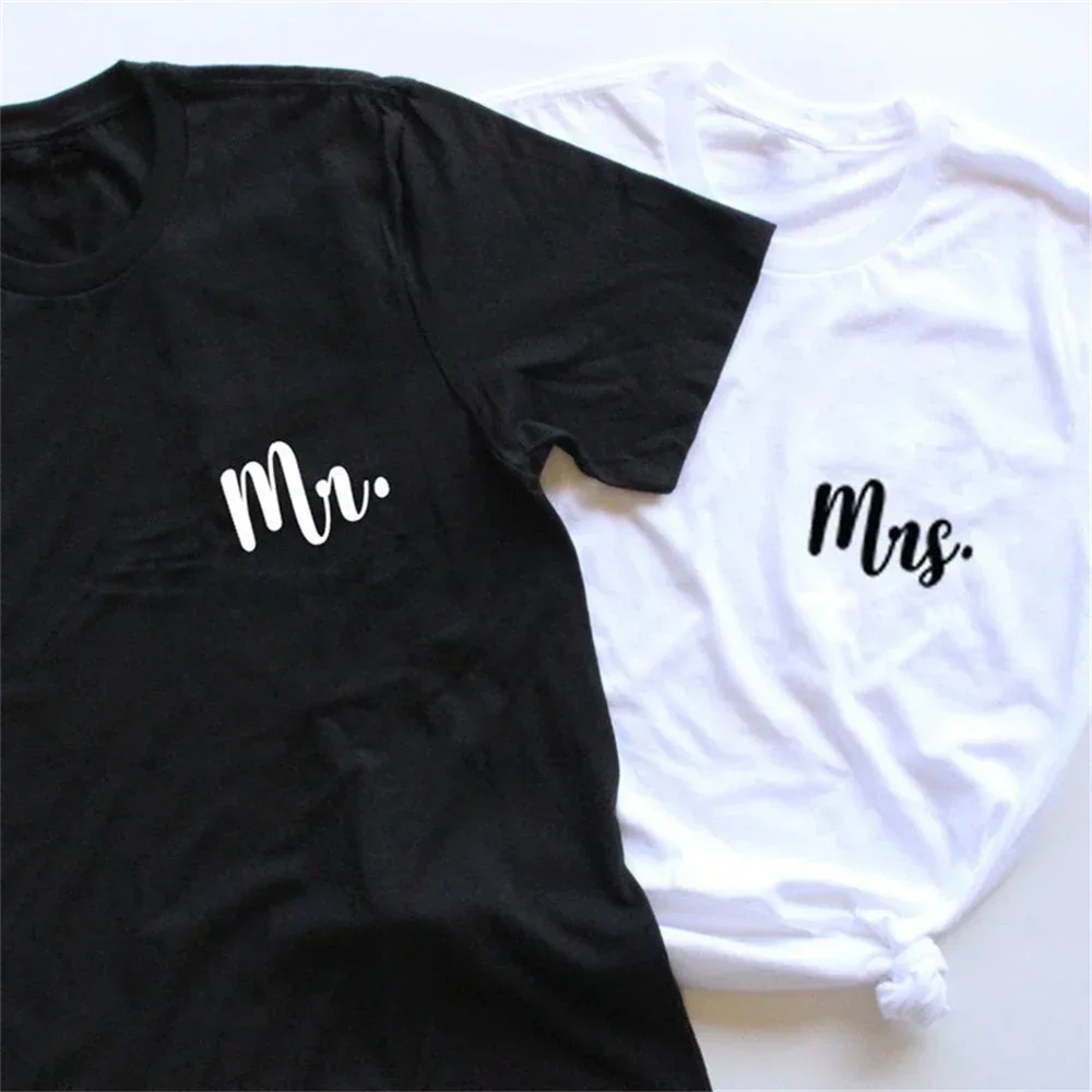 Mr Mrs Pocket Print T-shirt Casual Matching Newlywed Tees Tops Honeymoon Anniversary Gift Shirt Men Women Couples Tshirt