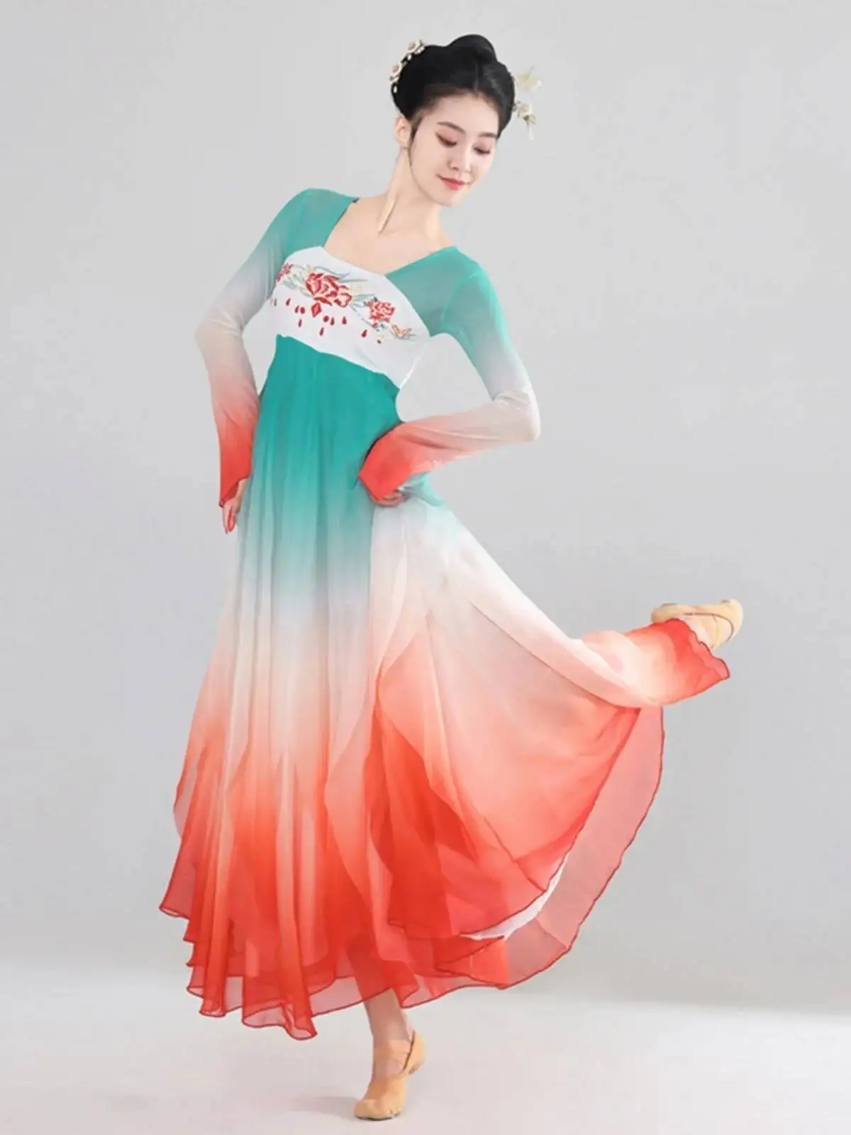 

Elegant Ancient Style Gauze Dress Han Dance Long DressTang Dance Performance Costume Practice Clothes Classical Dance Costume
