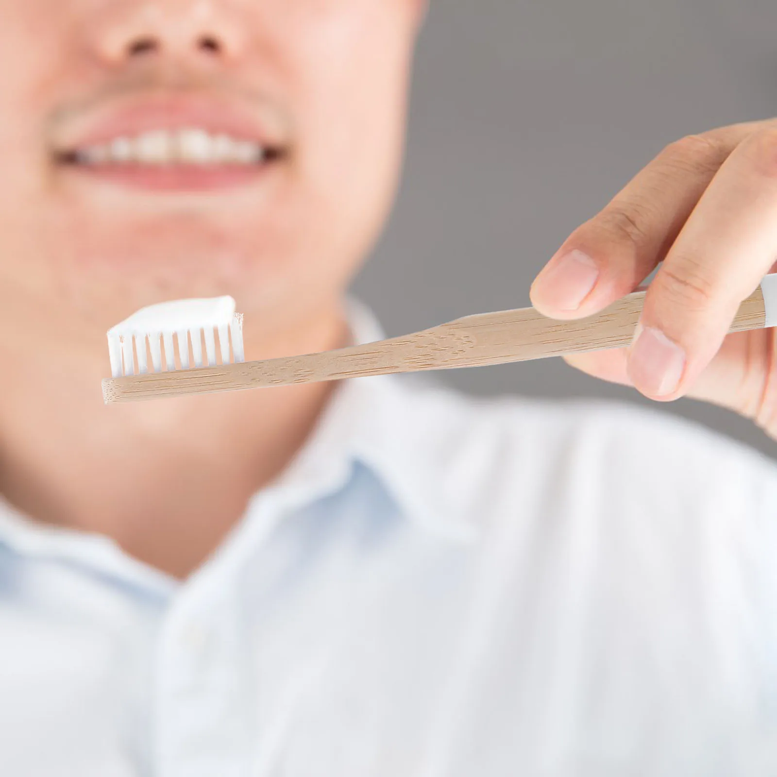 12 قطعة فرشاة أسنان مصنوعة من خشب الخيزران شعيرات ناعمة للبالغين مقبض التنظيف العميق اللثة اللطيفة المحمولة السفر فرشاة الأسنان فندق المنزل