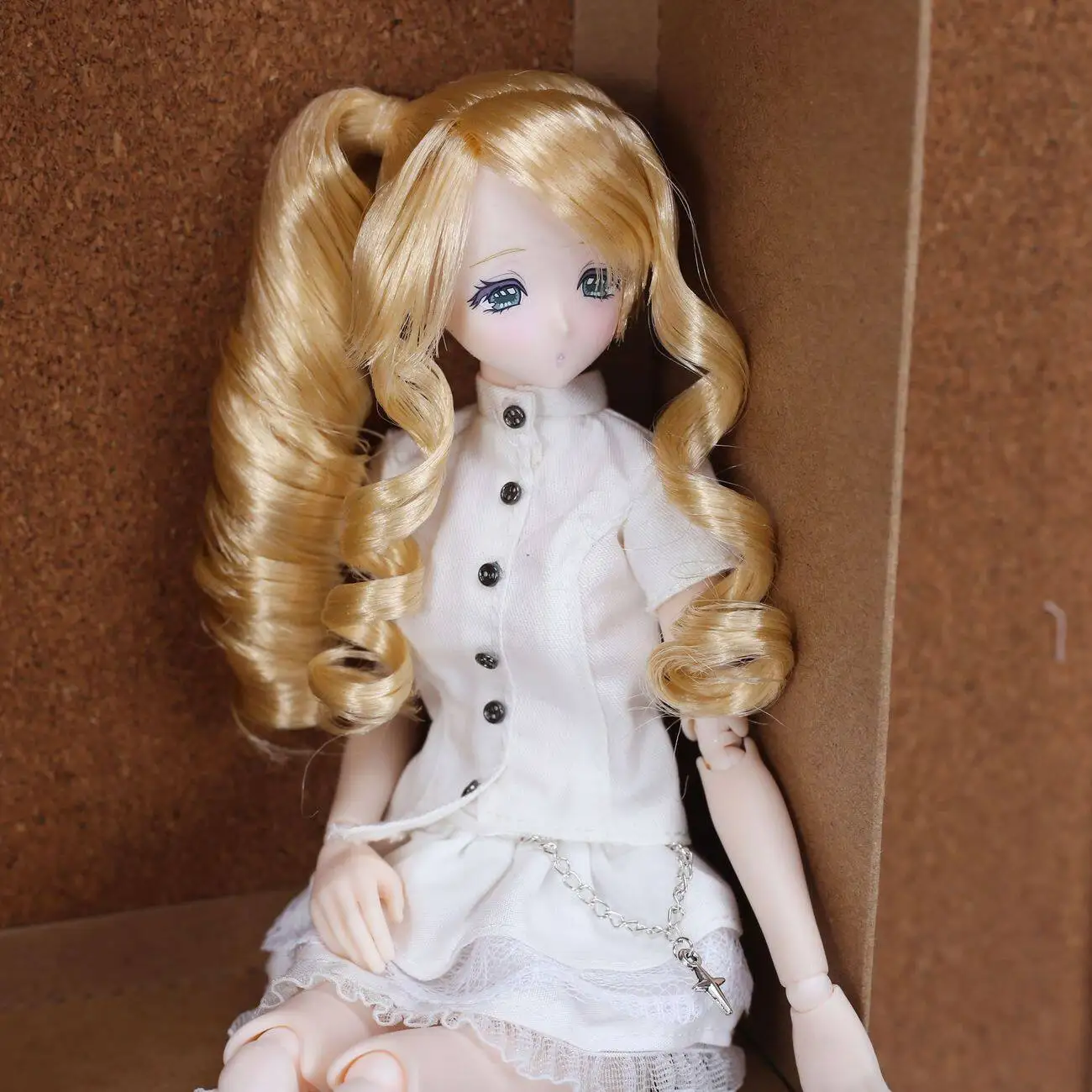 Original Special 1/6 Azone BJD Doll Clothes White Slim Waist Short Sleeves Top Multi-layer Lace Mini Skirt with Socks 3pcs Set - view 4