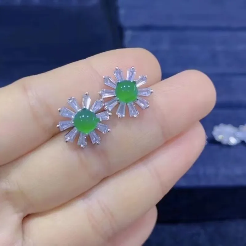 

Agate Chalcedony Inlaid with High Ice Daisies Jade Stud Earrings Women's Jewelry