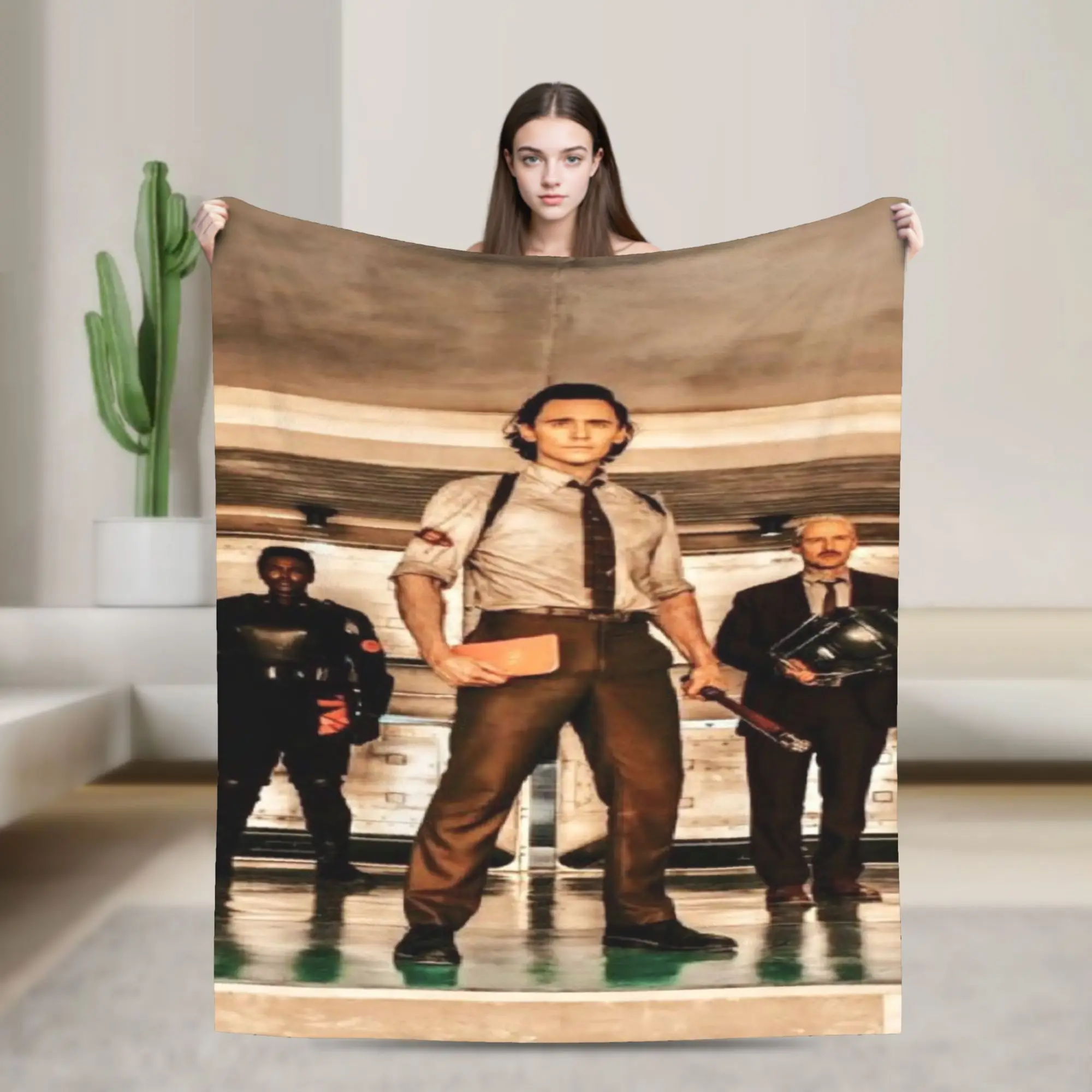 Y2K Tom Hiddleston  Blankets Lightweight Thin Fleece  Comfortable Throw Blanket Machine Washable