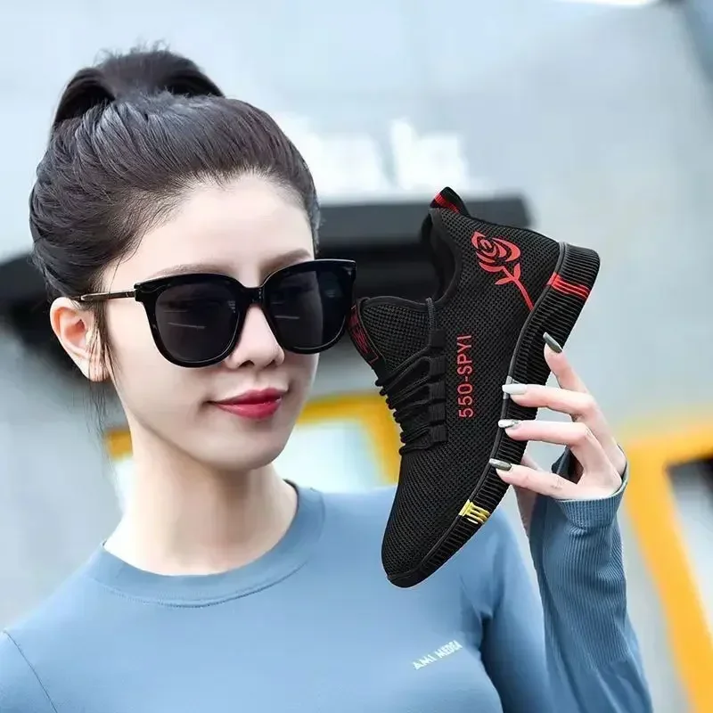 Women\'s Breathable Non-slip Platform Fashion New Casual Shoes Korean Running Shoes Black Sneakers shoes for women 2024